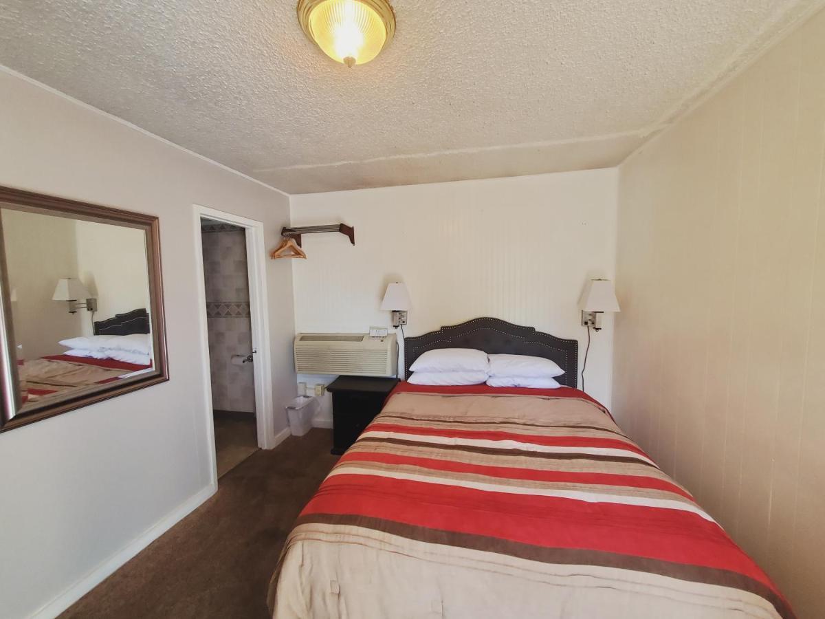 שרידן Holiday Lodge מראה חיצוני תמונה